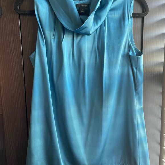 Ann Taylor teal sleeveless shirt, size small - Picture 5 of 5